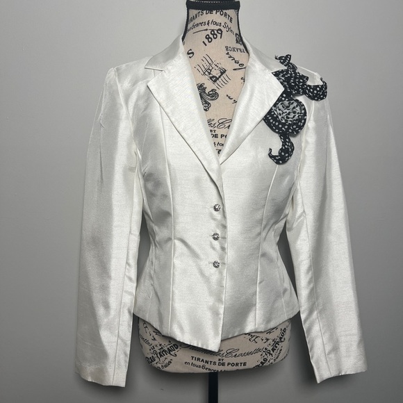Jackie John White Satin Blazer Bow Detail Rhinestone Buttons Classy - Picture 1 of 10